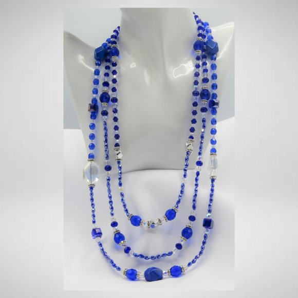 PRINCESS IN BLUE Beaded Jewelry Set - Picture 2 of 6